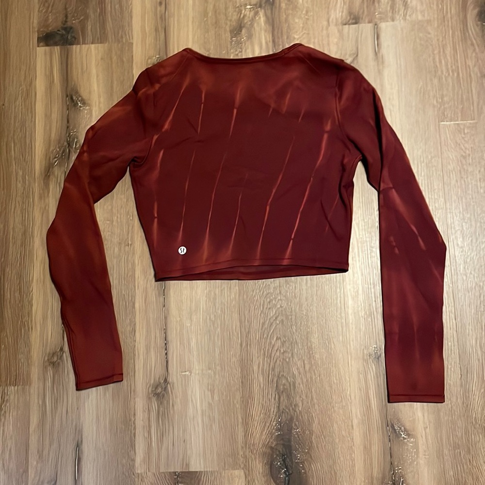 NWOT Lululemon Long Sleeve, size 6
